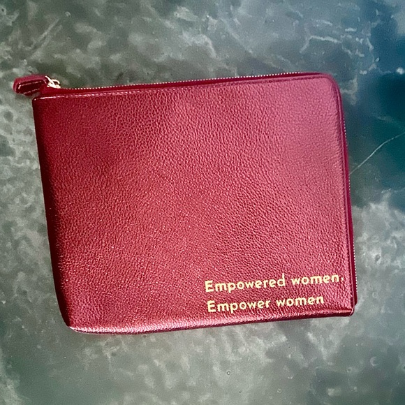 Urban Expressions Metallic Pouch SET - Picture 8 of 15